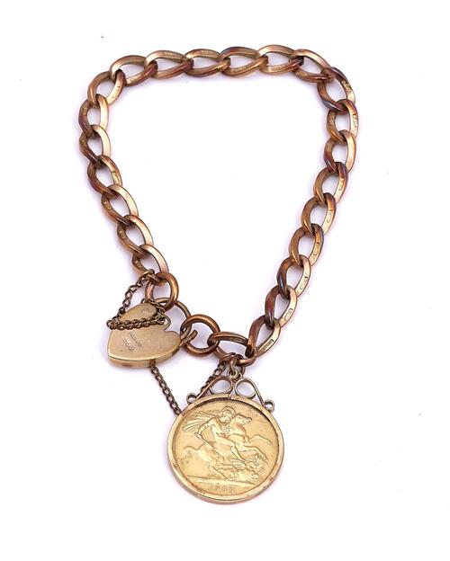 A GOLD BRACELET AND A SOVEREIGN