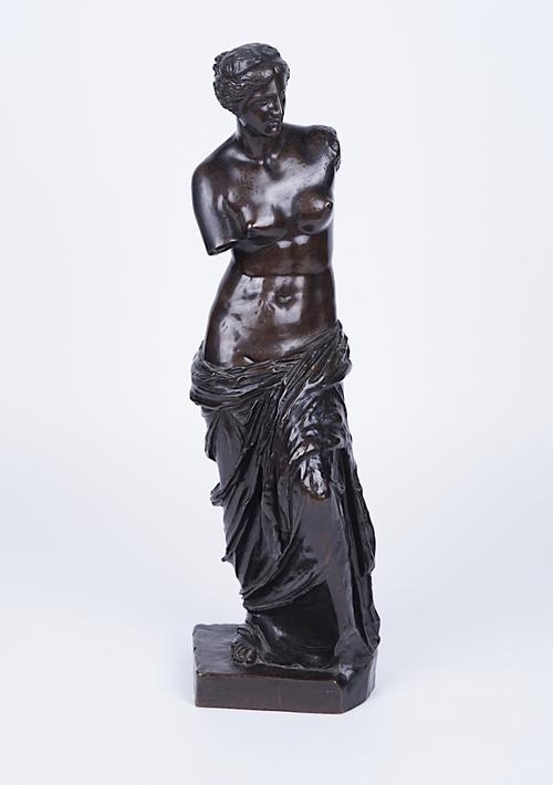 A FRENCH PATINATED BRONZE SCULPTURE OF VENUS DE MILO