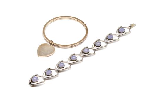 A TIFFANY & CO STERLING BANGLE AND A DANISH SILVER AND AGATE BRACELET (2)