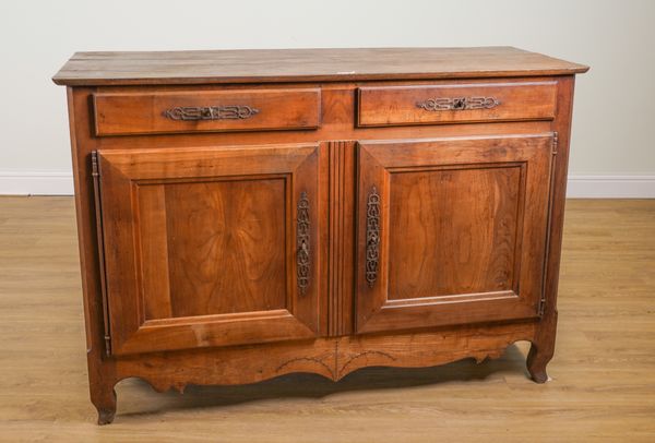 A EARLY 19TH CENTURY FRENCH WALNUT BUFFET