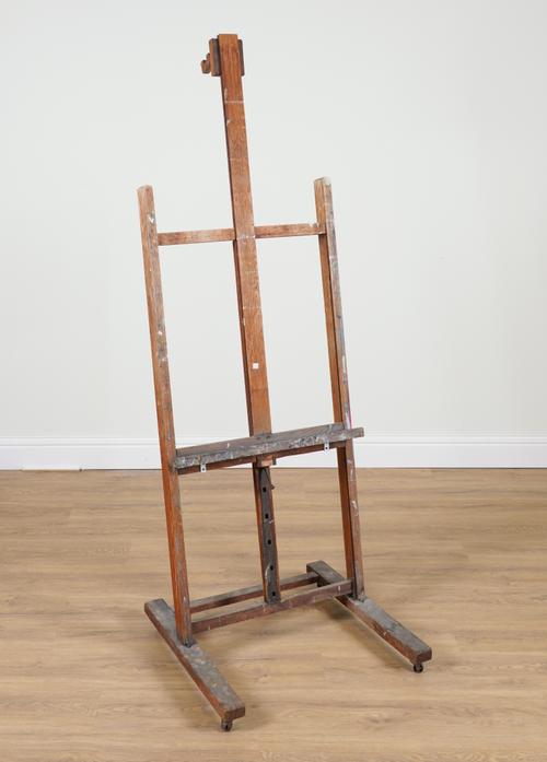 J. BRYCE SMTH LTD; AN EARLY 20TH CENTURY OAK ARTIST’S H-FRAMED EASEL
