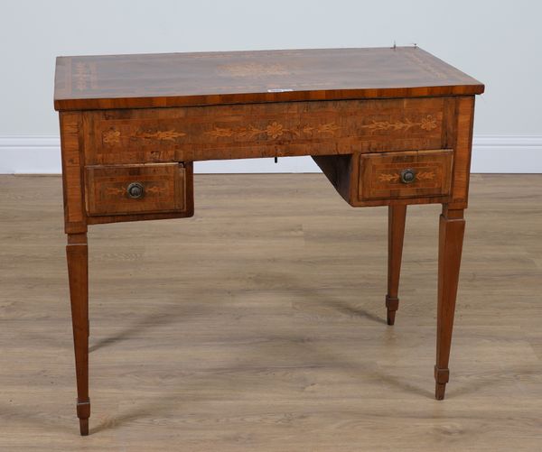 AN 18TH CENTURY ITALIAN MARQUETRY INLAID WALNUT LIFT TOP DRESSING TABLE