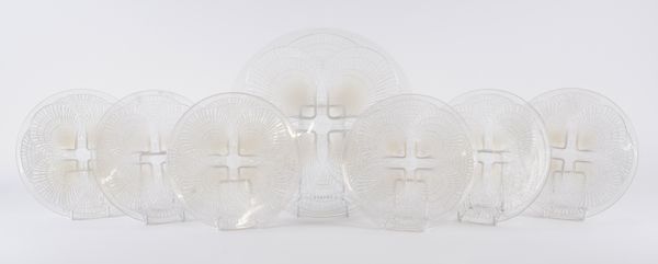 A LALIQUE `COQUILLES' OPALESCENT LARGE GLASS PLATE AND SIX SMALLER PLATES (7)