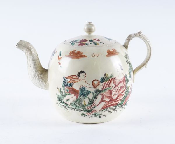 A WEDGWOOD CREAMWARE TEAPOT AND COVER (2)