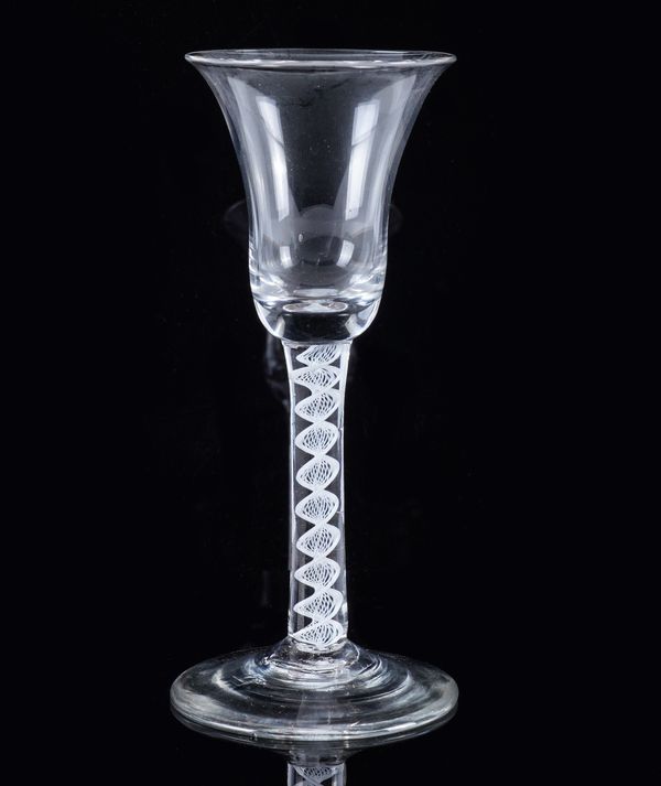 AN OPAQUE TWIST WINE GLASS