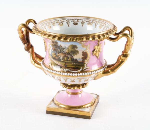 A WORCESTER PINK-GROUND VASE