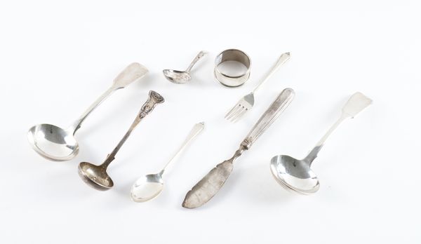 A PAIR OF VICTORIAN SILVER FIDDLE PATTERN SAUCE LADLES AND SIX FURTHER SILVER ITEMS (8)