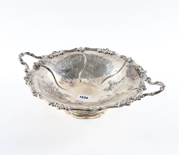 A VICTORIAN SILVER TWIN HANDED FRUIT BOWL