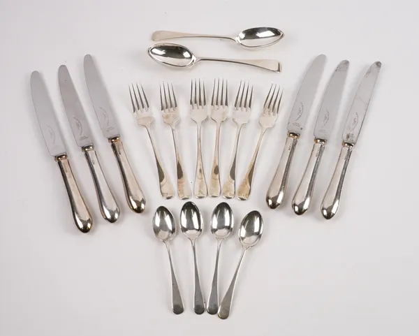 A QUANTITY OF SILVER TABLE FLATWARE