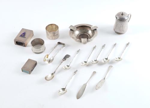 A SILVER ASHTRAY, FURTHER SILVER AND FOREIGN WARES AND A GROUP OF PLATED FLATWARE (34)