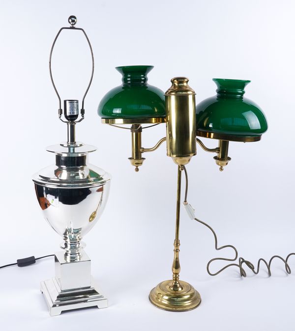 AN EDWARD MILLER STYLE BRASS DOUBLE STUDENT LAMP (2)