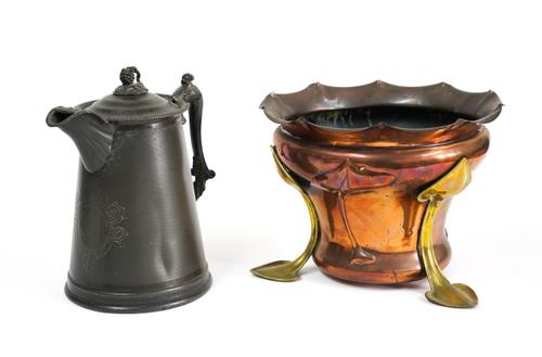 AN ART NOUVEAU COPPER AND BRASS JARDINIERE AND A VICTORIAN PEWTER PITCHER (2)