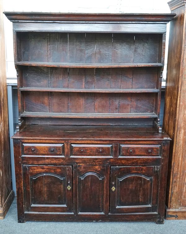 AN 18TH CENTURY OAK DRESSER