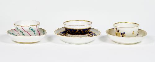 A Chelsea-Derby teabowl and saucer