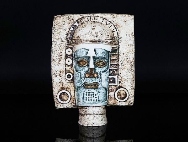 A Troika Pottery Aztec mask by Simmone Kilburn