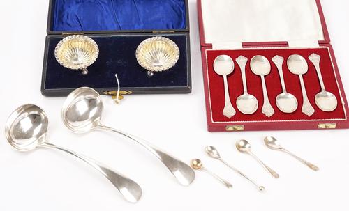 A group of silver and plated wares (8)
