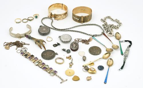 A silver and enamel bow brooch by Charles Horner, Chester 1914 and further items (Qty)