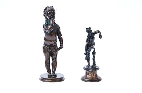 A FRENCH BRONZE MODEL OF THE BATHING VENUS (2)