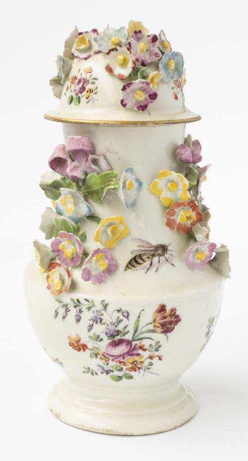 A DERBY POT POURRI VASE AND PIERCED COVER (2)