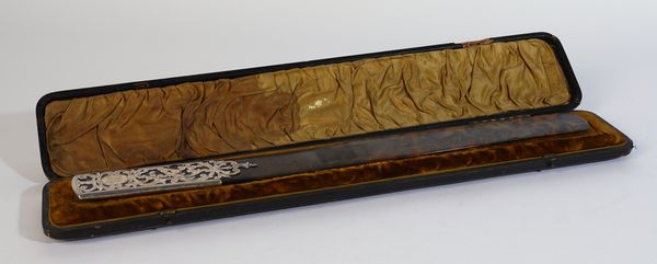 A LATE VICTORIAN SILVER MOUNTED TORTOISESHELL PAGE TURNER