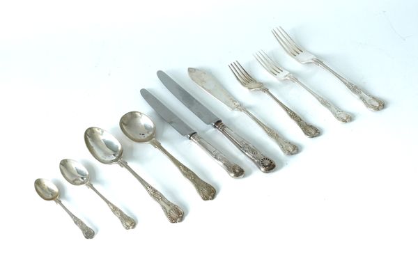 SILVER KING'S PATTERN TABLE FLATWARE (85)