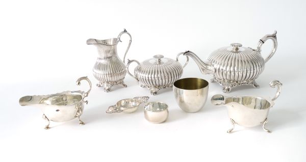 A GROUP OF SILVER, FOREIGN AND PLATED WARES (8)