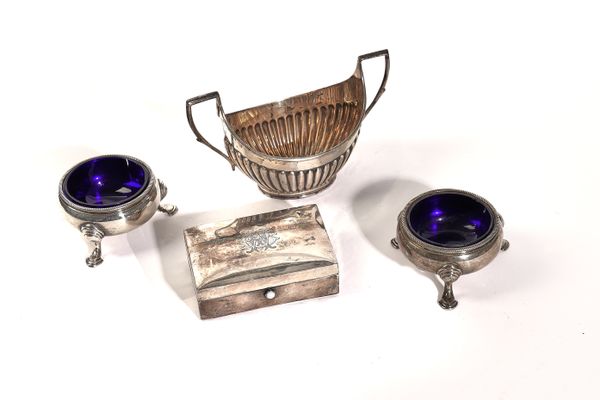 A SILVER SUGAR BOWL, A PAIR OF SILVER SALTS AND A SILVER BOX (4)