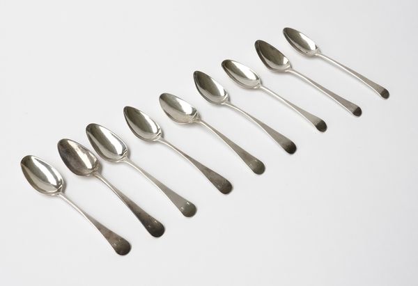 NINE SILVER OLD ENGLISH PATTERN TEASPOONS (9)