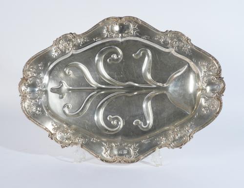 AN AMERICAN SILVER MEAT TRAY