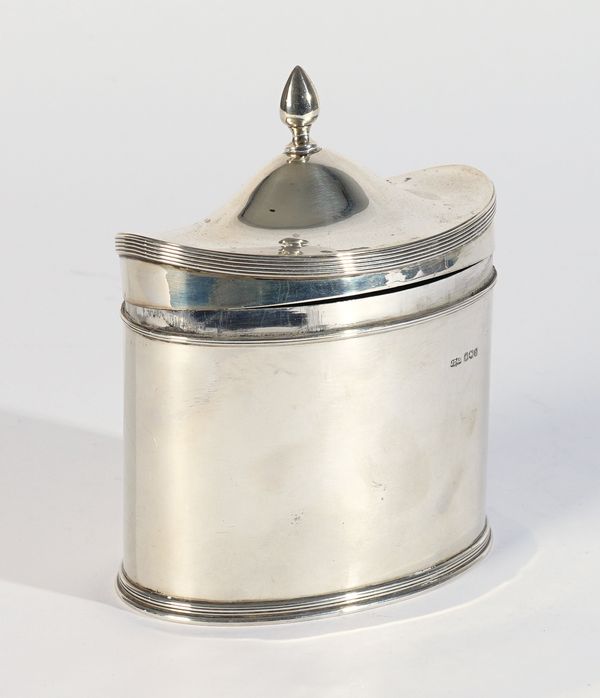 A SILVER HINGE LIDDED TEA CADDY