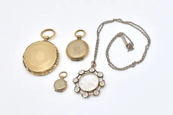 THREE PENDANT LOCKETS AND A PENDANT NECKLACE (4)