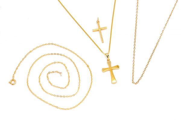 THREE GOLD NECKCHAINS AND TWO GOLD PENDANT CROSSES (5)