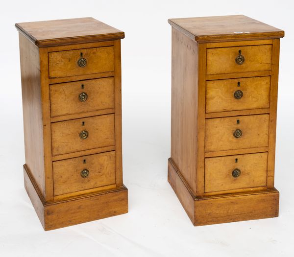 A PAIR OF ASH FOUR DRAWER BEDSIDE TABLES (2)