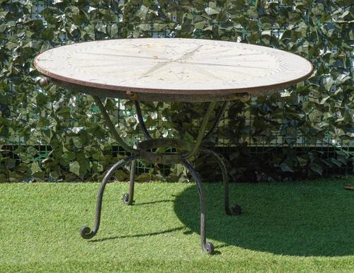A CIRCULAR GARDEN TABLE