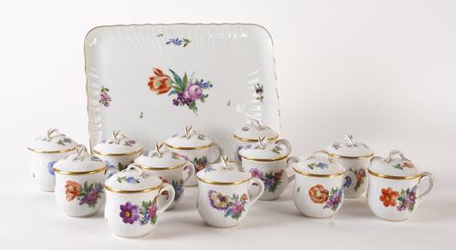 A SET OF TWELVE ROYAL COPENHAGEN PORCELAIN CUSTARD CUPS AND COVERS AND A TRAY (25)
