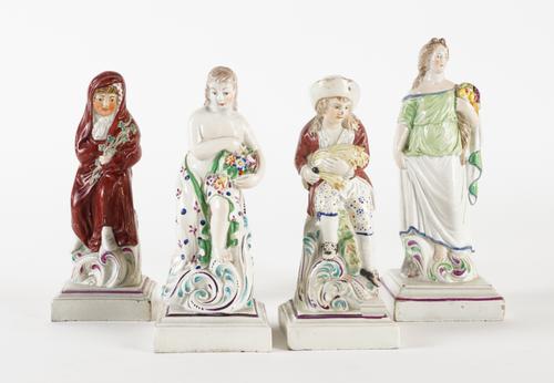 A GROUP OF FOUR PEARLWARE FIGURES (4)