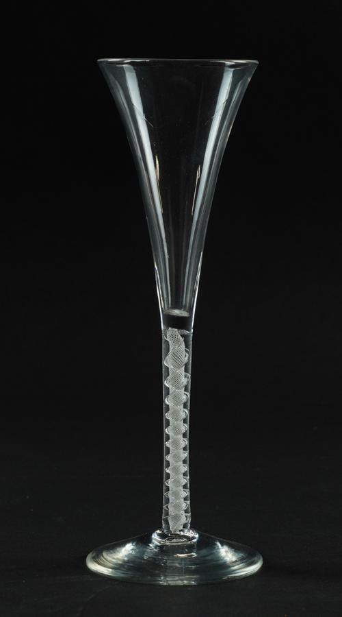 AN OPAQUE TWIST WINE FLUTE