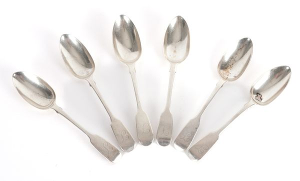 A VICTORIAN SET OF SIX SILVER FIDDLE PATTERN DESSERT SPOONS (6)