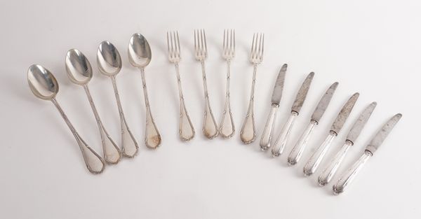 FOUR PAIRS OF FRENCH SERVING SPOONS AND FORKS AND A SET OF SIX CHEESE KNIVES (14)