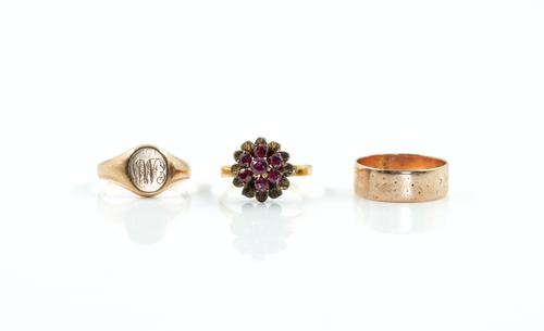 THREE RINGS (3)