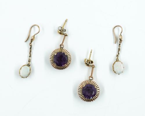 A PAIR OF OPAL SINGLE STONE EARRINGS AND ANOTHER PAIR OF EARRINGS (2)