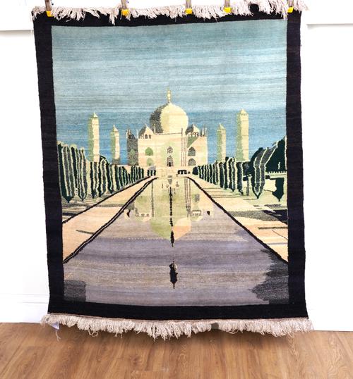 NORTH INDIAN PICTORIAL RUG OF THE TAJ MAHAL