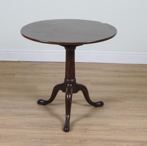 A MID 18TH CENTURY MAHOGANY SNAP TOP TRIPOD TABLE