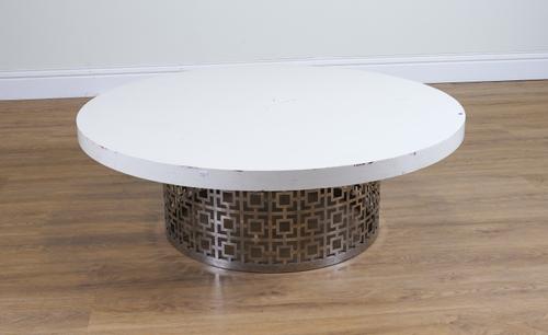 JOHNATHAN ADLER: A CIRCULAR COFFEE TABLE