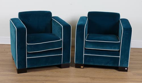 DAVID LINLEY; A PAIR OF CHASE CHAIRS (2)