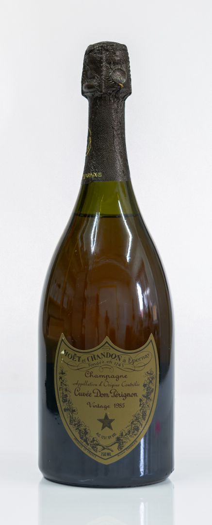 A BOTTLE OF 1985 DOM PERIGNON CHAMPAGNE, CASE OPENED