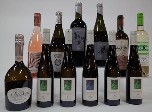 12 BOTTLES EASTERN EUROPEAN MIXED WINE