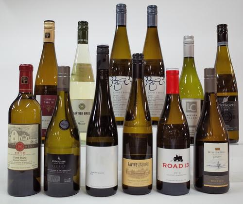 12 BOTTLES WHITE WINE (MIXED ORIGIN)