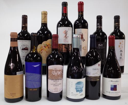 11 BOTTLES CHINESE AND JAPANESE AND 1 MOLDOVAN RED WINE