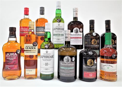 12 BOTTLES WHISKY